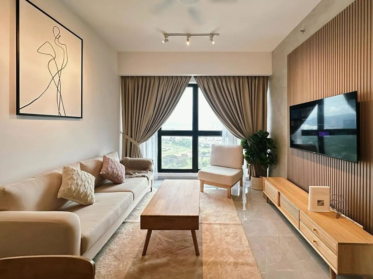 Skyhigh Agilebb 2B1R - 1 Min To Trx&Pavilion, Golf View, Up To 6 Pax Kuala Lumpur