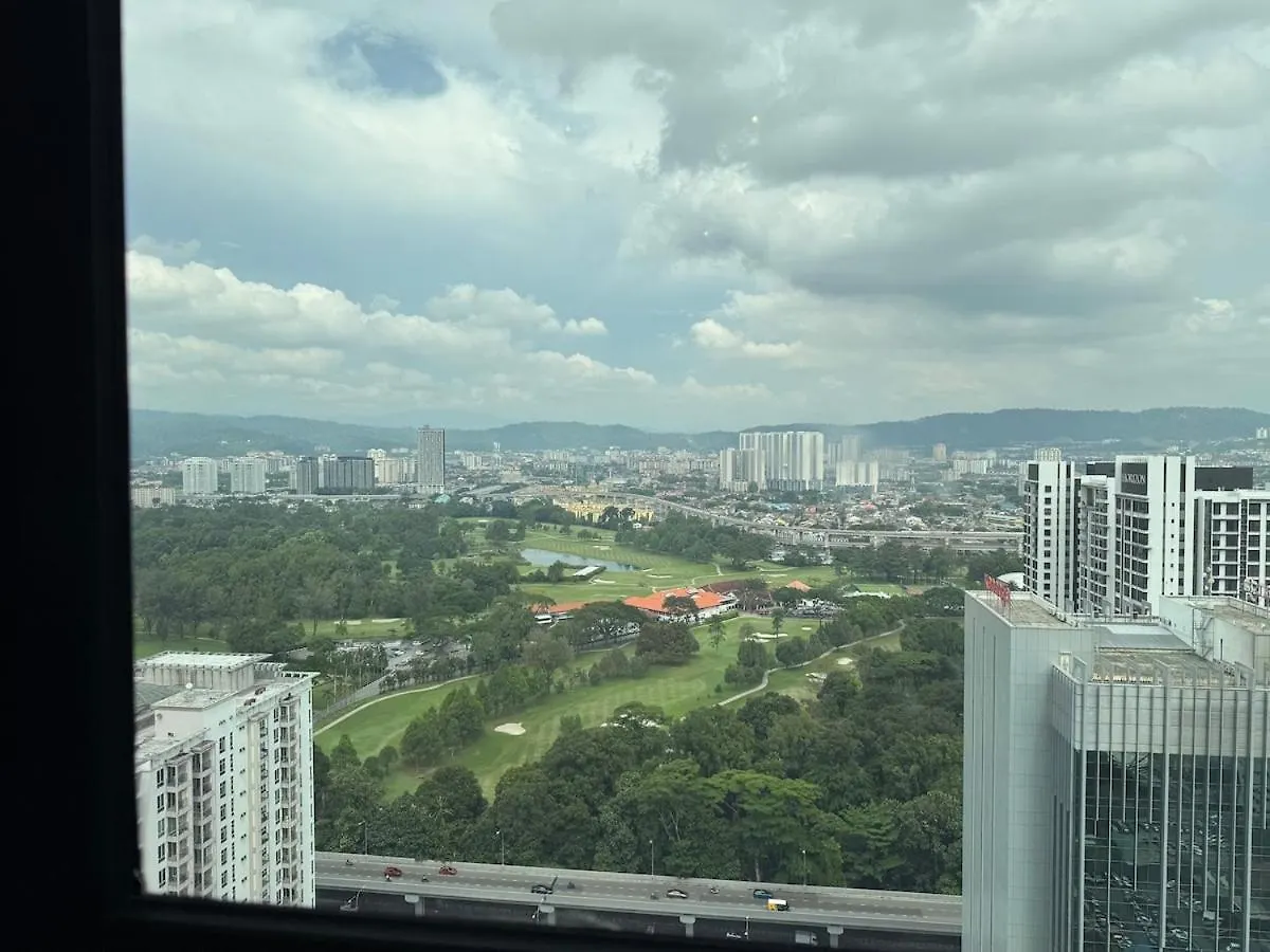 Skyhigh Agilebb 2B1R - 1 Min To Trx&Pavilion, Golf View, Up To 6 Pax Kuala Lumpur Apartment