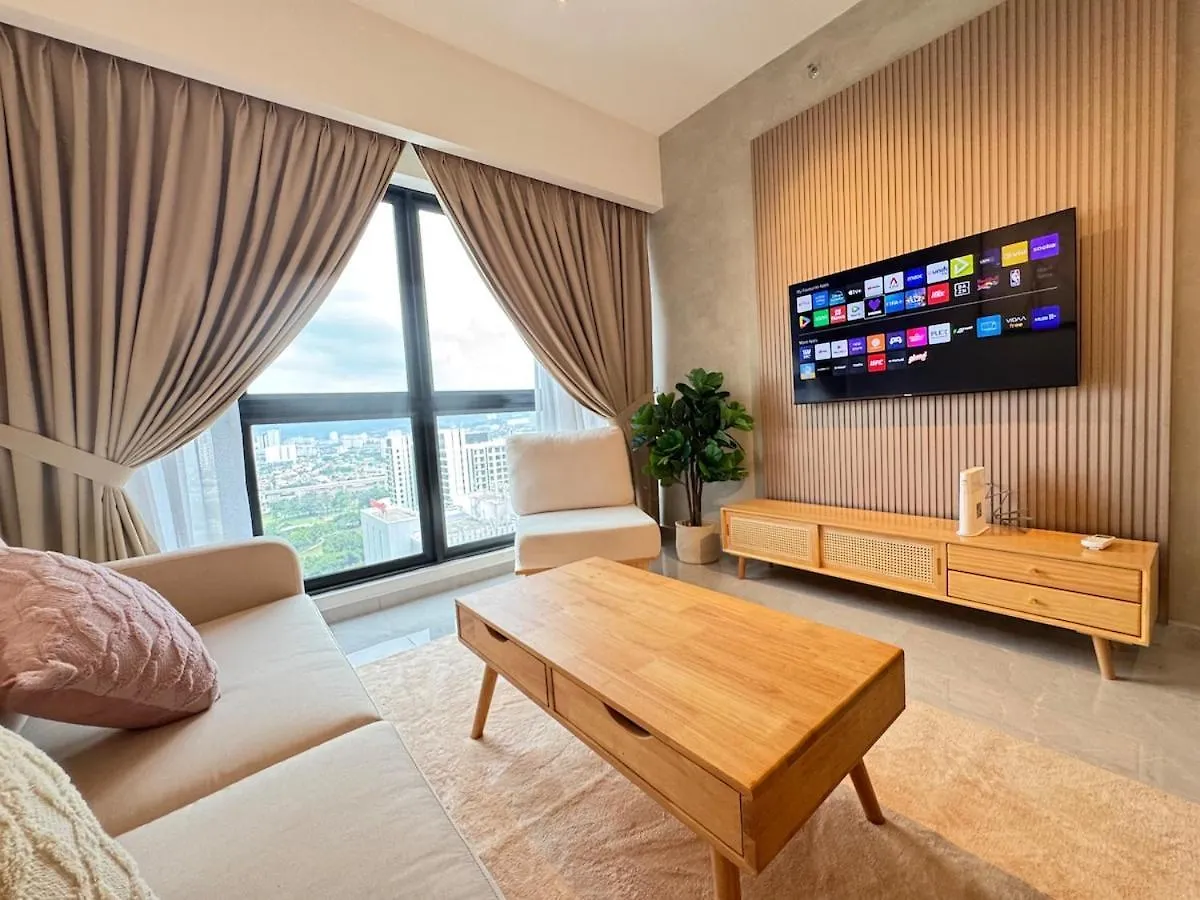 Skyhigh Agilebb 2B1R - 1 Min To Trx&Pavilion, Golf View, Up To 6 Pax Kuala Lumpur